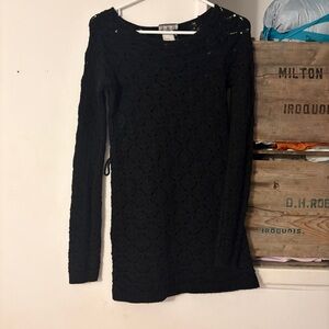 New Woman Design Black Crochet Long Sleeve Sweater Mini Dress Size Small